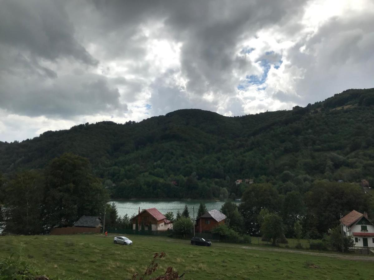 Ferienwohnung Casutele Doftanei Teşila Exterior foto