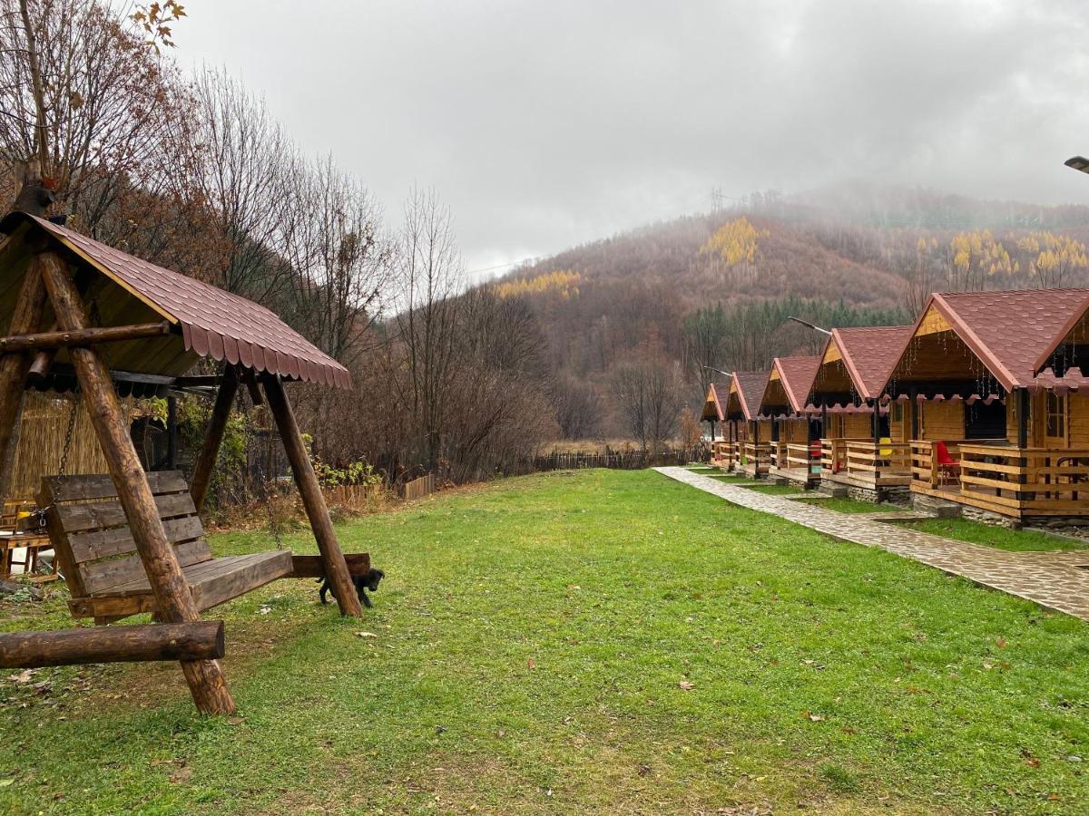 Ferienwohnung Casutele Doftanei Teşila Exterior foto