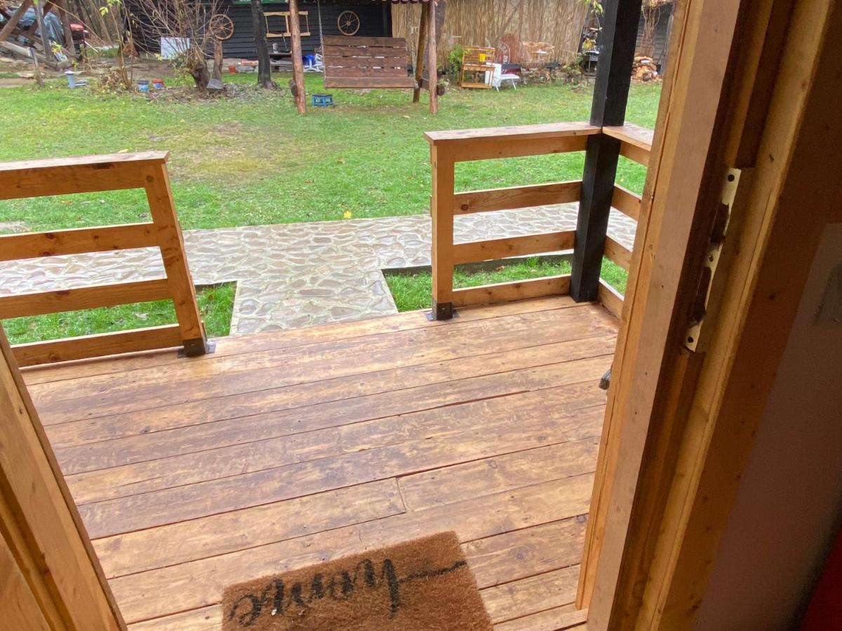 Ferienwohnung Casutele Doftanei Teşila Exterior foto