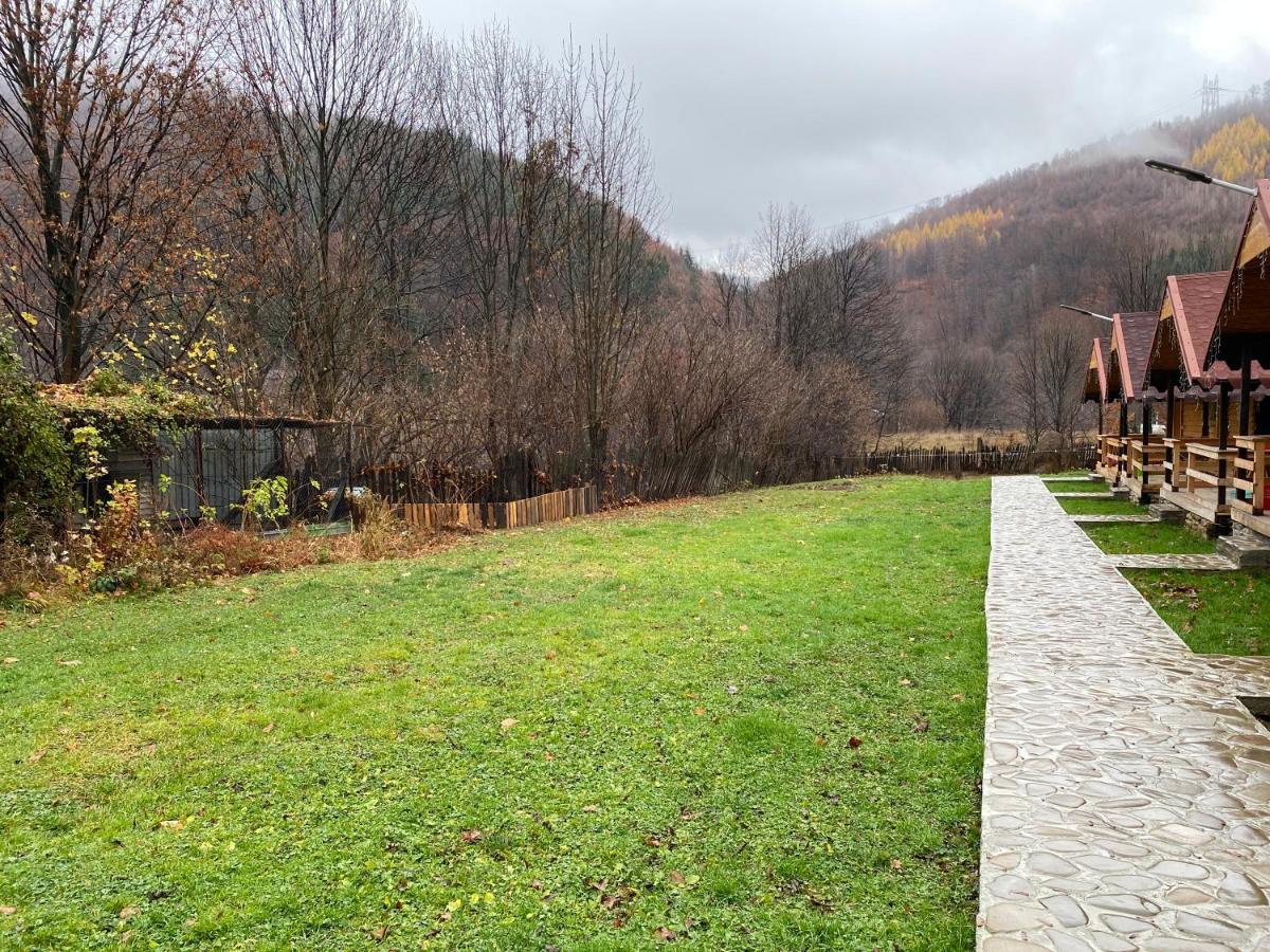Ferienwohnung Casutele Doftanei Teşila Exterior foto