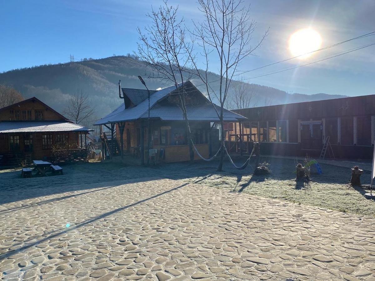 Ferienwohnung Casutele Doftanei Teşila Exterior foto