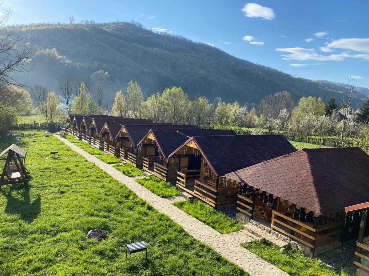 Ferienwohnung Casutele Doftanei Teşila Exterior foto
