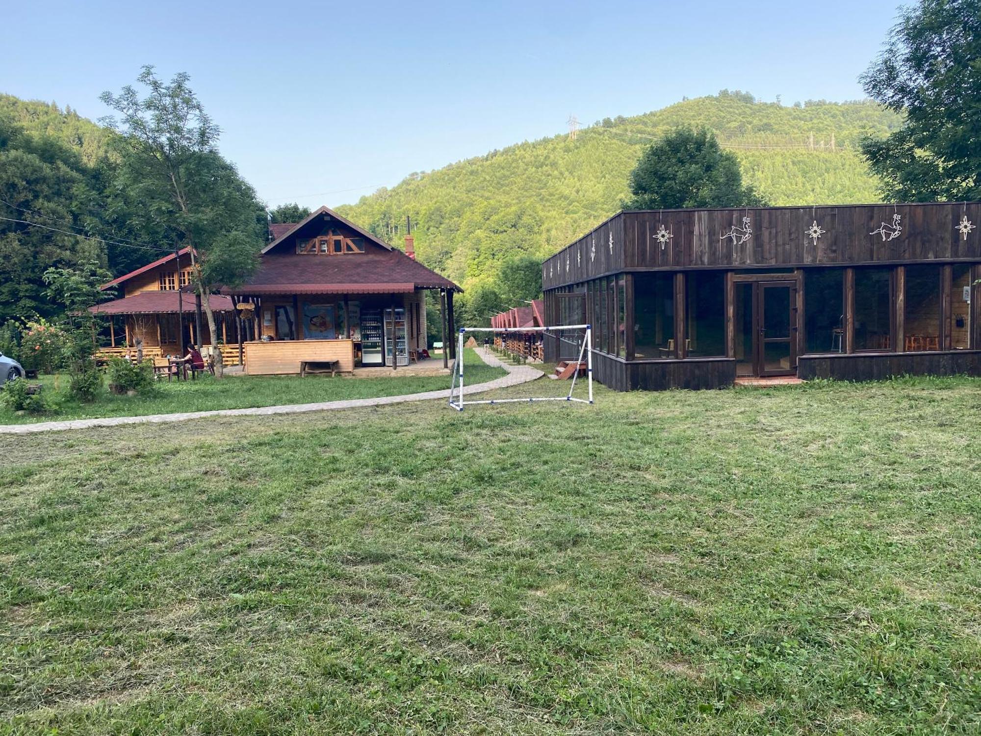 Ferienwohnung Casutele Doftanei Teşila Exterior foto